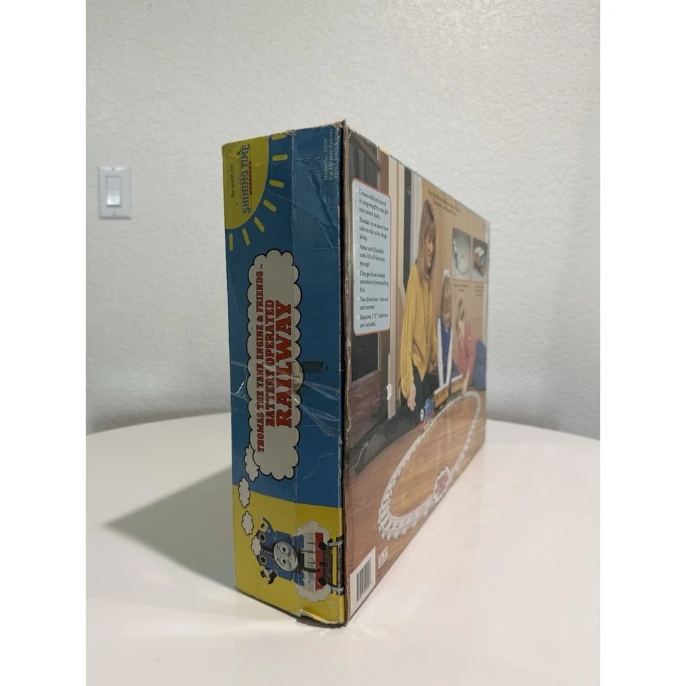 THOMAS THE TANK ENGINE & FRIENDS BATTERY OPERATED RAILWAY 1993